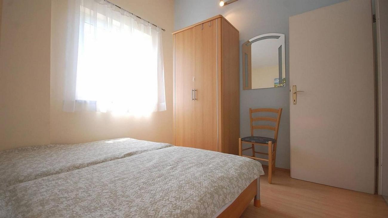 Apartments With A Parking Space Kremenici, Krk - 21724 Sveti Vid-Miholjice 객실 사진